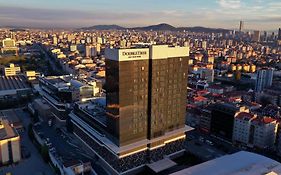 Doubletree By Hilton Istanbul Umraniye